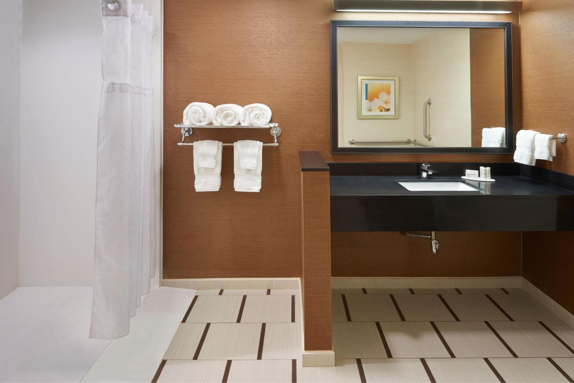 Fairfield Inn & Suites By Marriott Barrie Luaran gambar