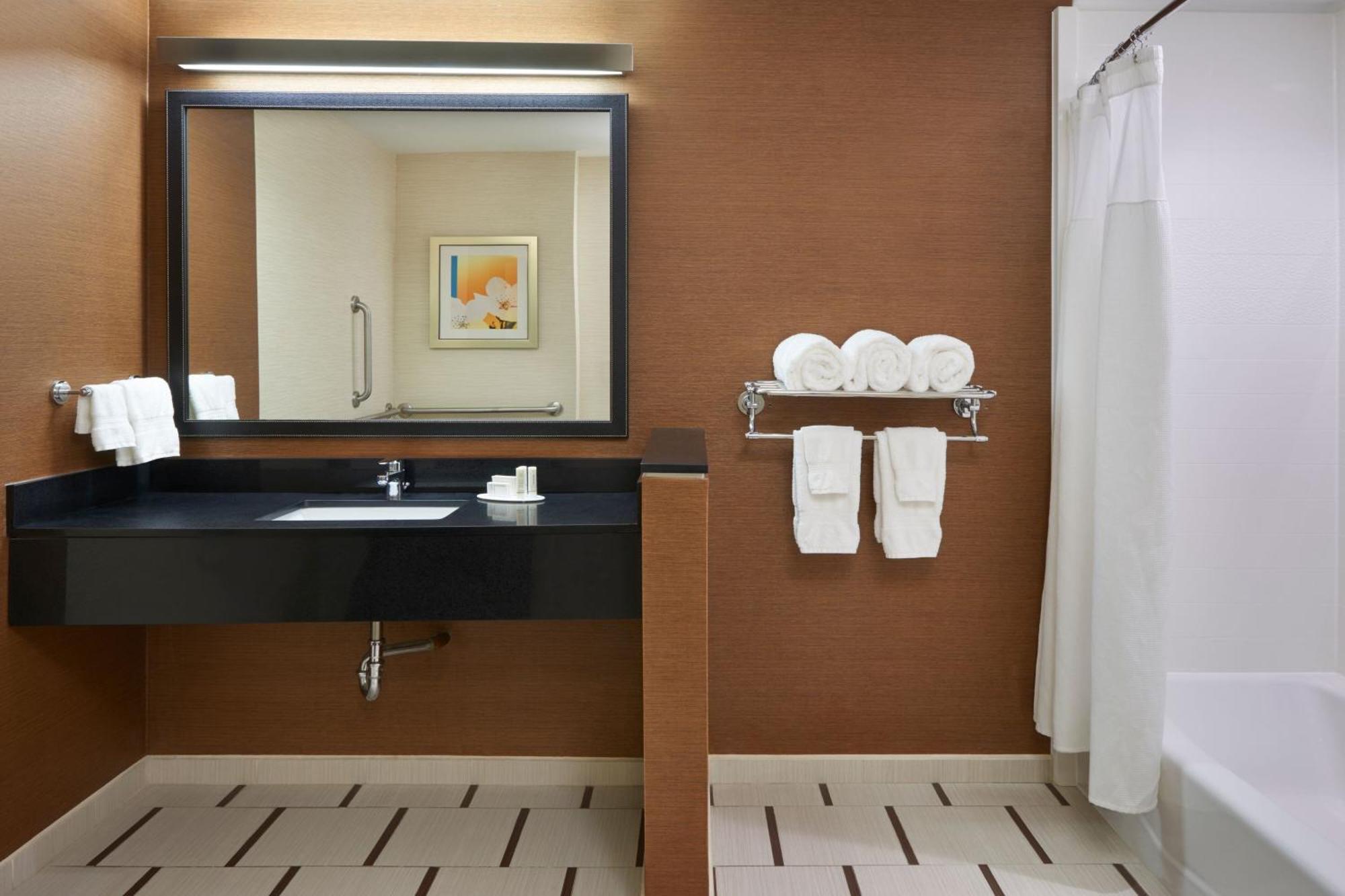 Fairfield Inn & Suites By Marriott Barrie Luaran gambar