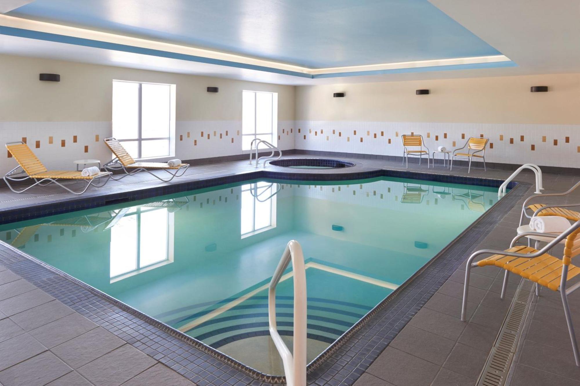 Fairfield Inn & Suites By Marriott Barrie Luaran gambar